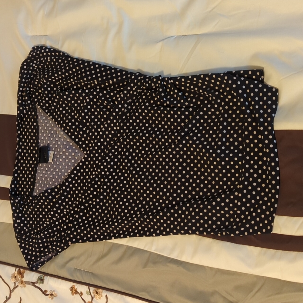 J.T.B black and ivory cap sleeve top